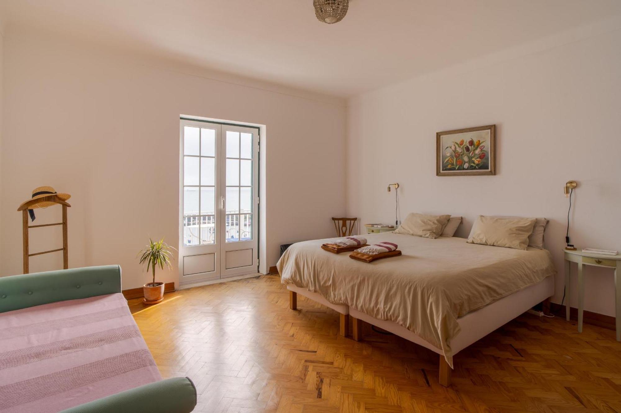 Manas Coliving Lägenhet Sines Exteriör bild