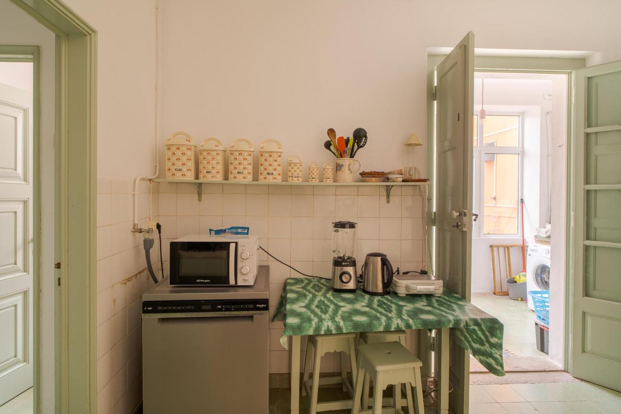 Manas Coliving Lägenhet Sines Exteriör bild