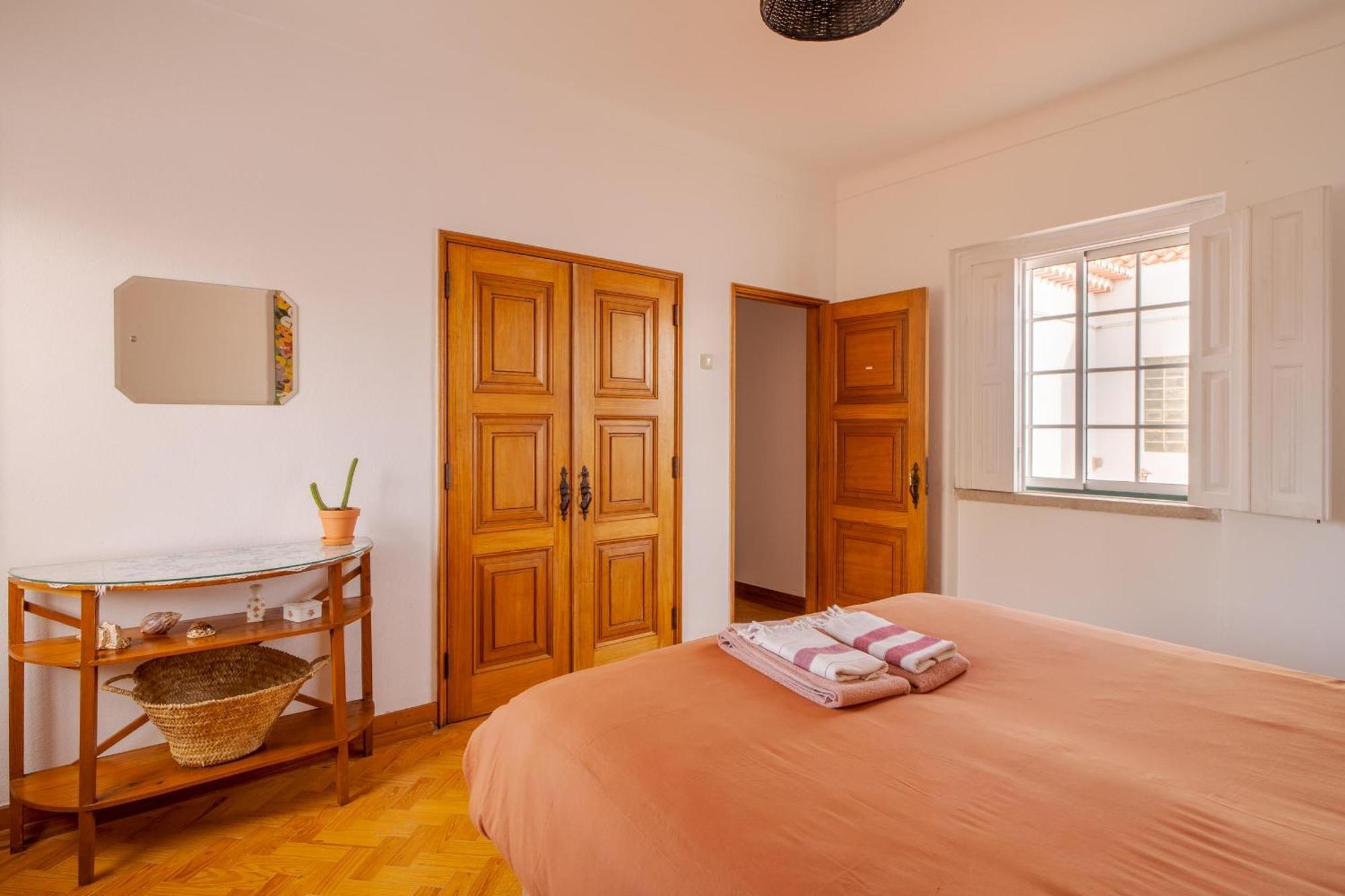 Manas Coliving Lägenhet Sines Exteriör bild