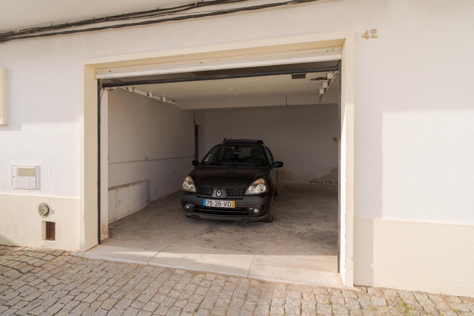 Manas Coliving Lägenhet Sines Exteriör bild
